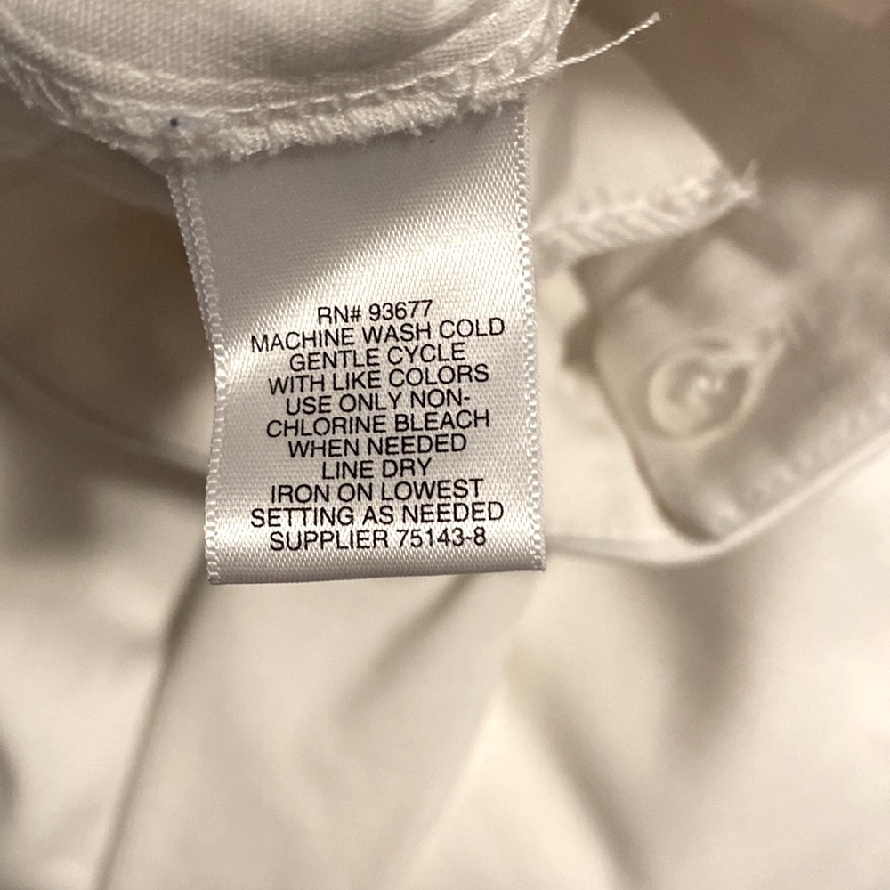 Liz Claiborne || Emma white cropped pants (measurements in pictures) - Picture 7 of 10